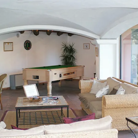 Lagrange Port-marine Appart hôtel