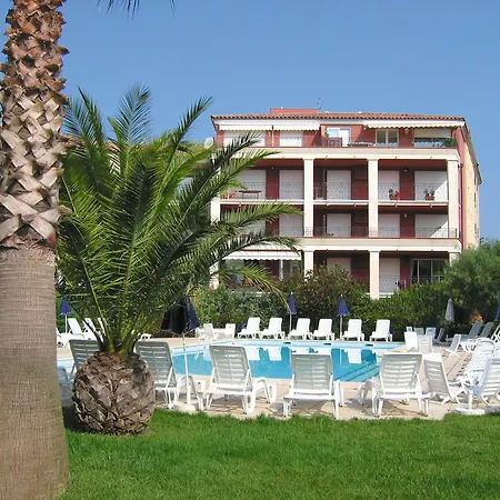 Appart hôtel Lagrange Port-marine 4*