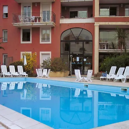Lagrange Port-marine Appart hôtel 4*